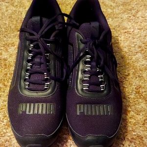 Mens Puma sneakers- size 12